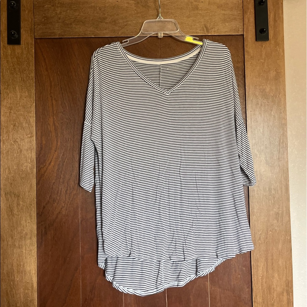 American eagle super soft quarter length shirt!